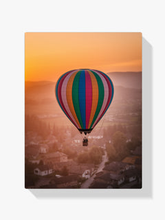 Diamantmalerei - Wunderliche Heißluftballons über einem Dorf