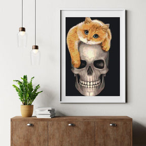 Diamantmalerei - Katze auf dem Totenkopf - SEOS®
